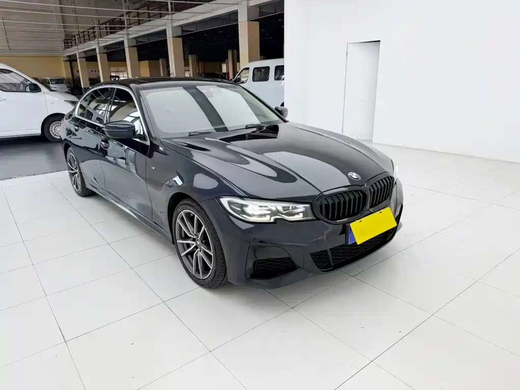 BMW 3 Series 2021