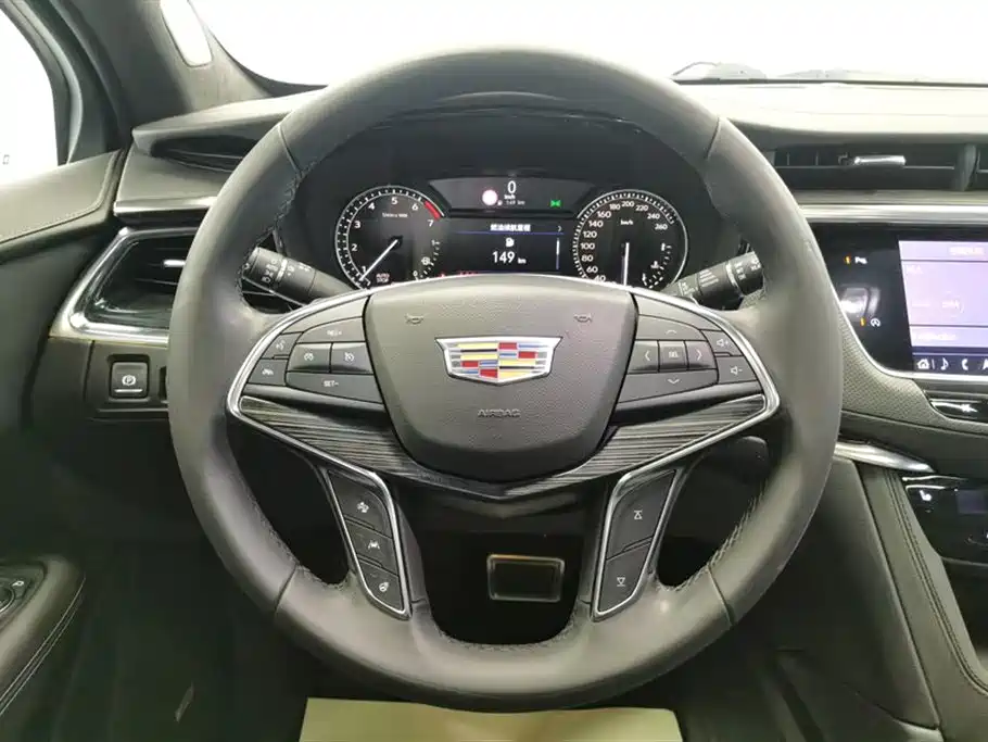 Cadillac XT5 2019 — фото 15