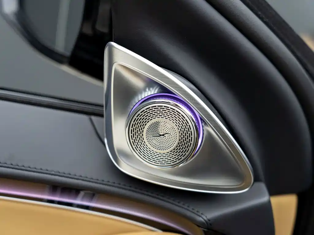 Mercedes-Benz Maybach S-Class 2023 — фото 11