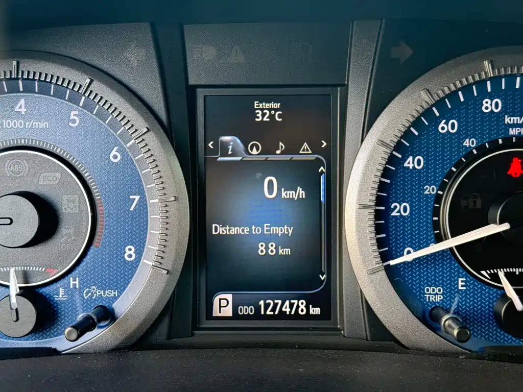 Toyota Sienna 2020 — фото 10