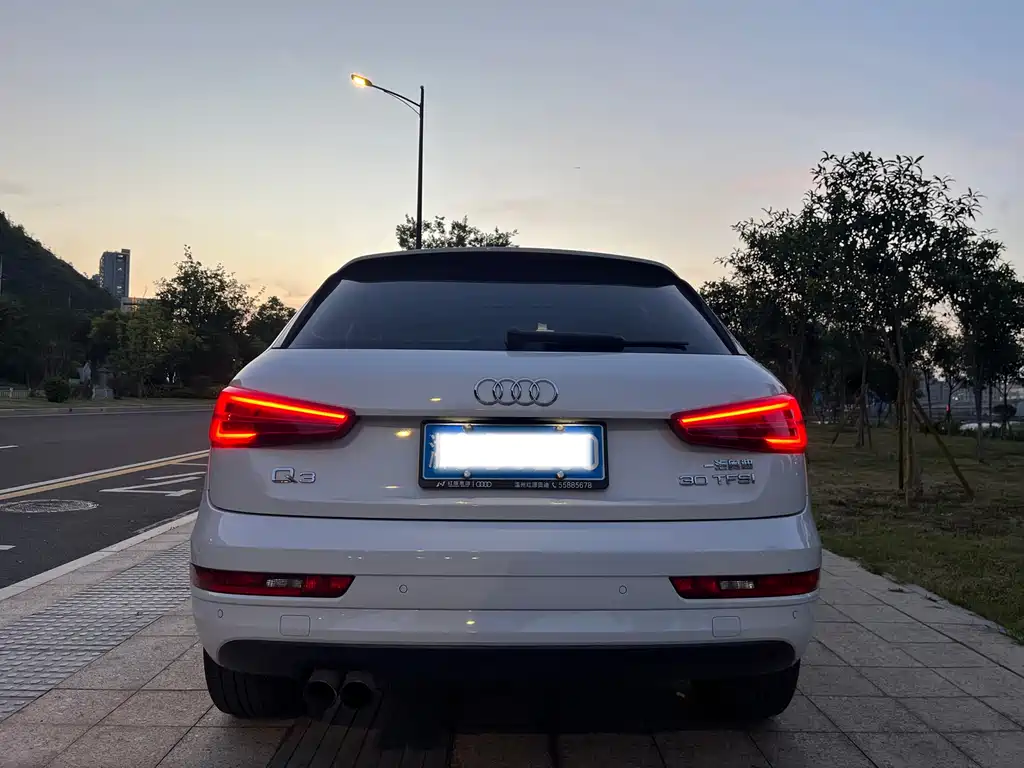 Audi Q3 2017 — фото 9