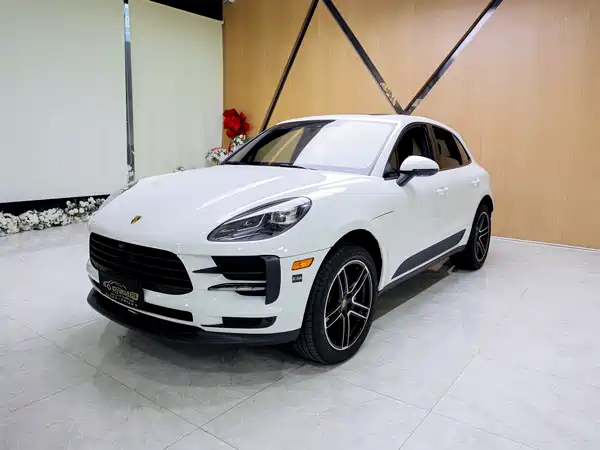 Porsche Macan 2021