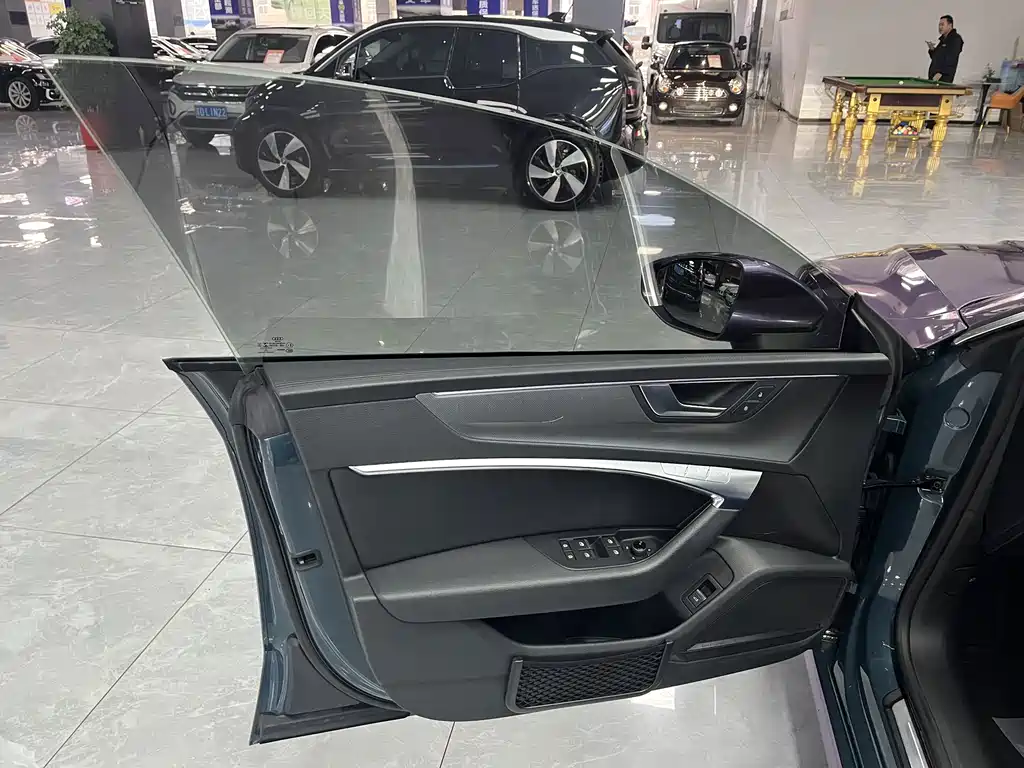 Audi A7 2021 — фото 14