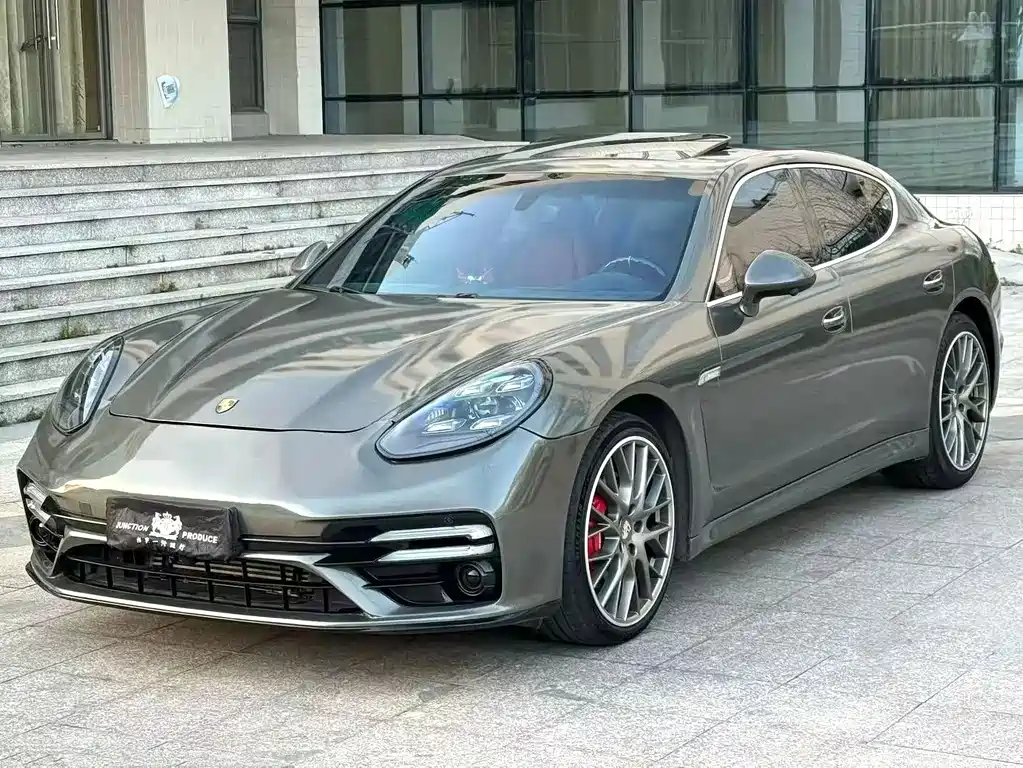 Porsche Panamera 2011