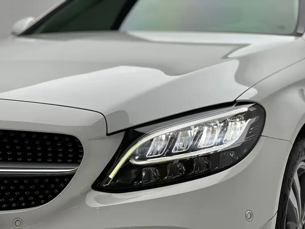 Mercedes-Benz C-Class 2021 — фото 16