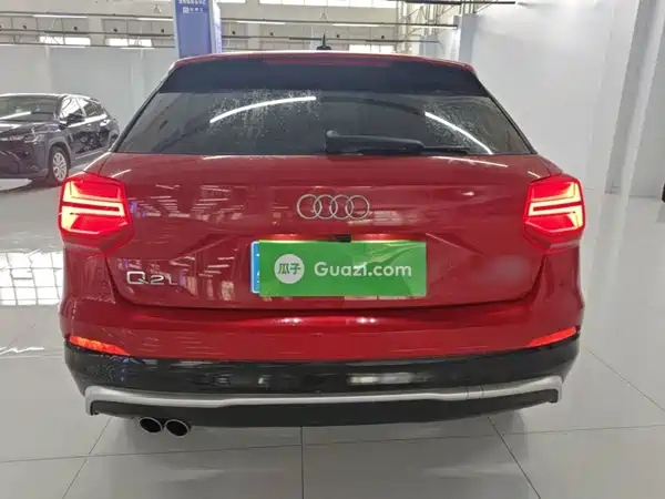 Audi Q2L 2021