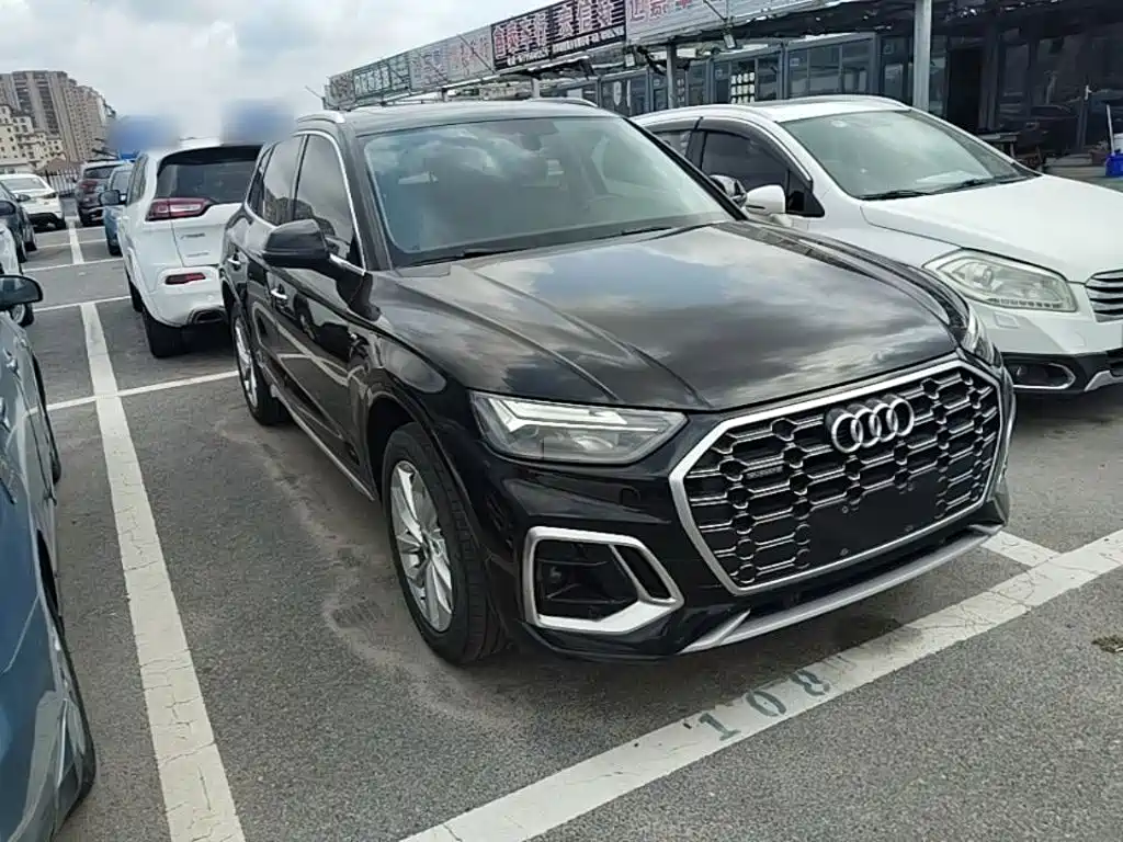 Audi Q5L 2021 — фото 4