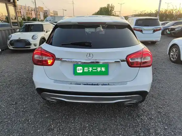 Mercedes-Benz GLA 2016