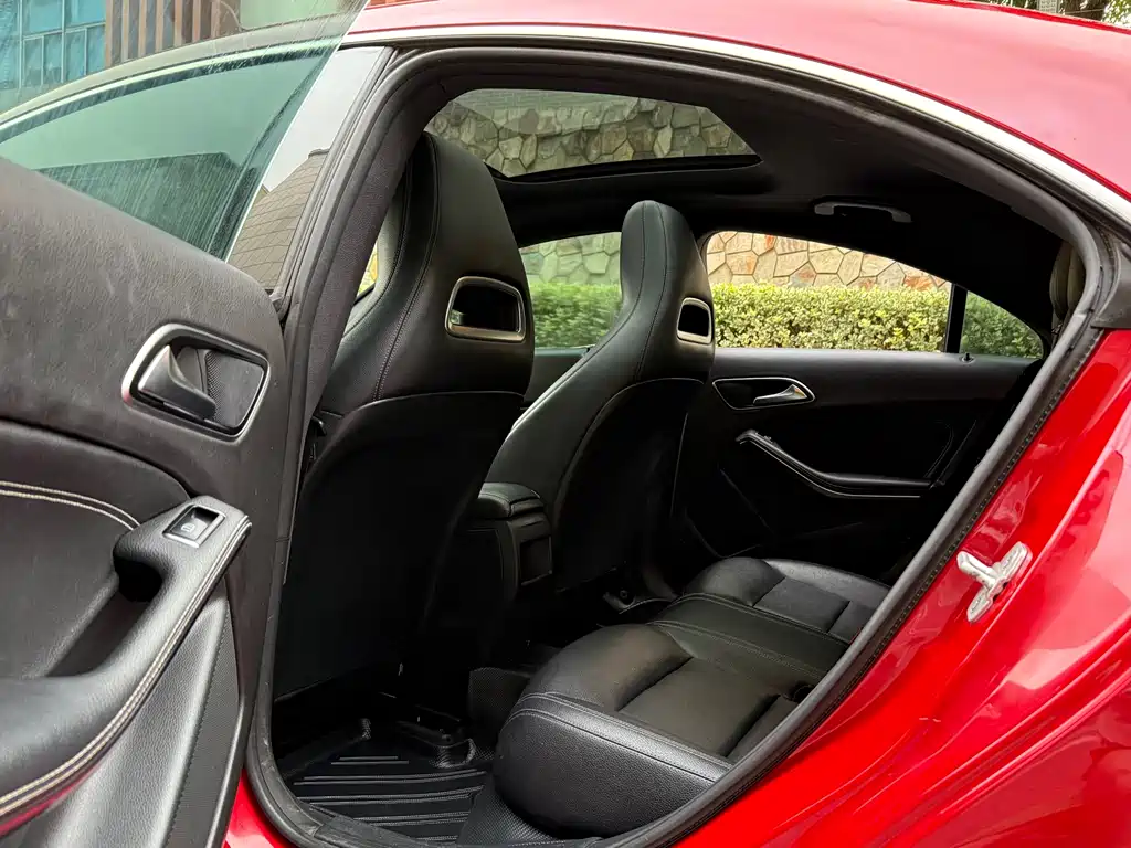 Mercedes-Benz CLA 2018 — фото 15