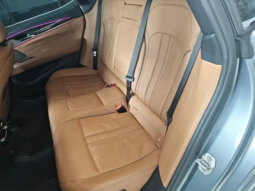 BMW 6 Series GT 2020 — фото 17