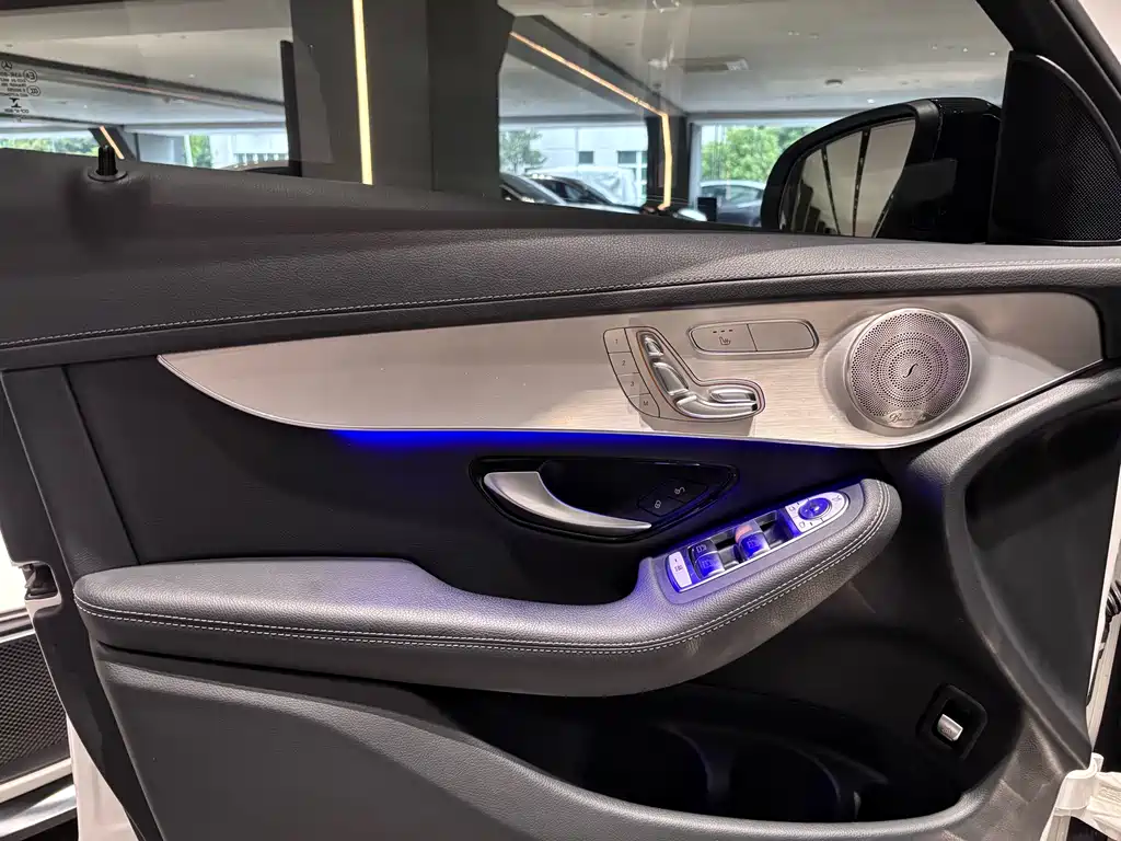 Mercedes-Benz GLC Coupe 2021 — фото 15