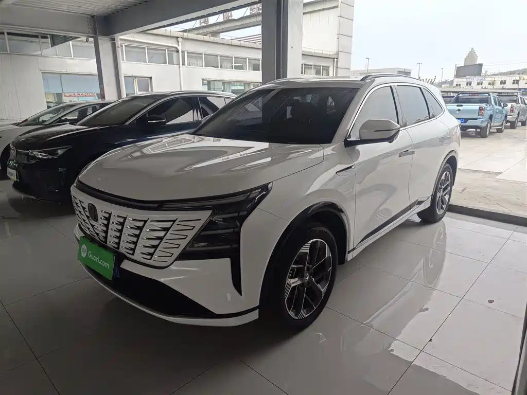 Changan CS75 PLUS 2025 — фото 2