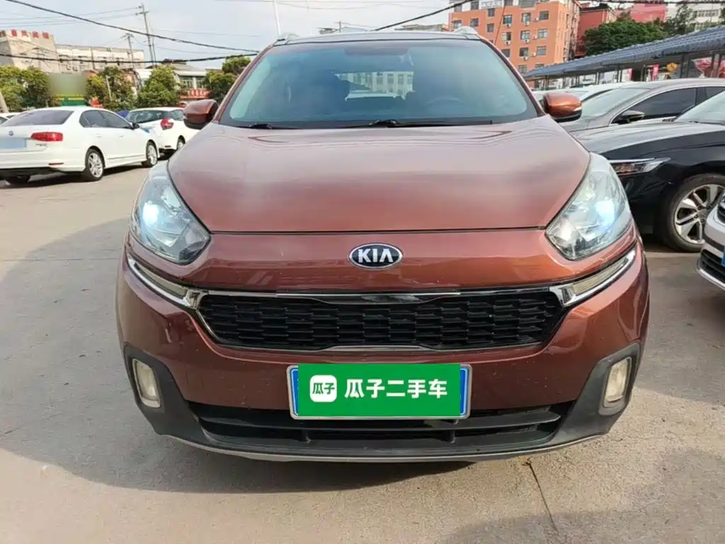 Kia KX3 2016 — фото 3