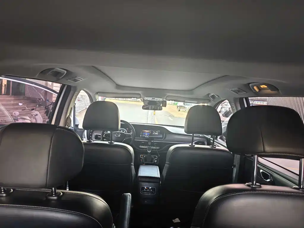 GAC Motor Trumpchi M6 2021 — фото 10