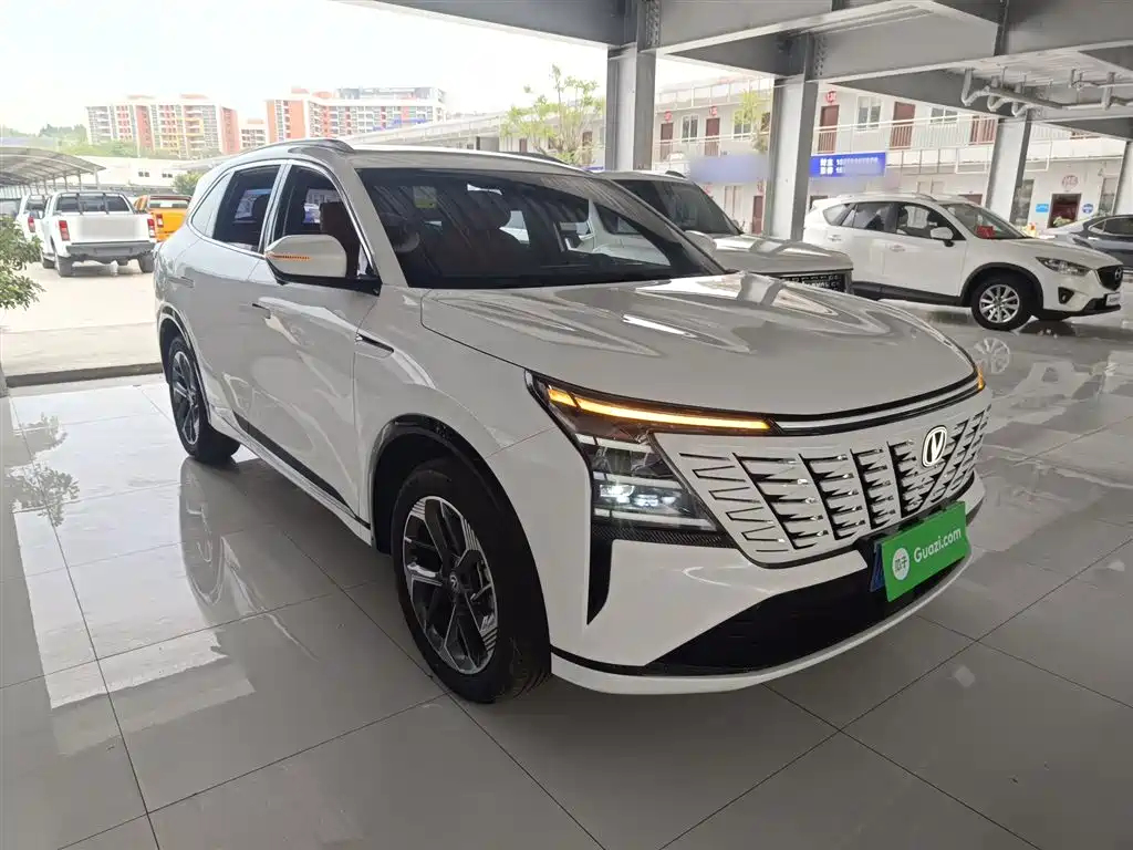 Changan CS75 PLUS 2025 — фото 4