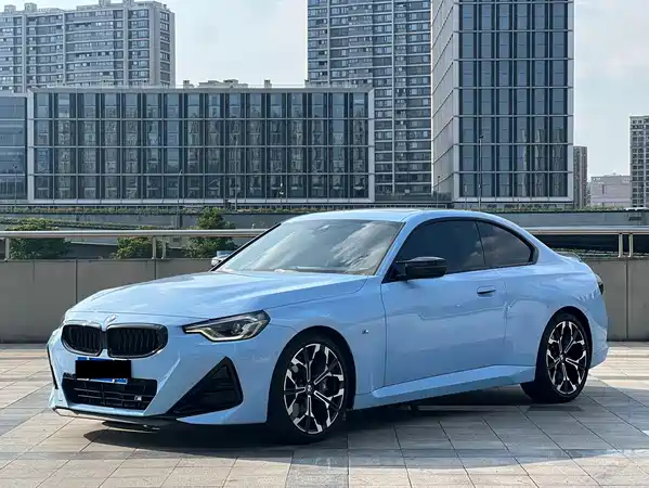 BMW M240i 2024