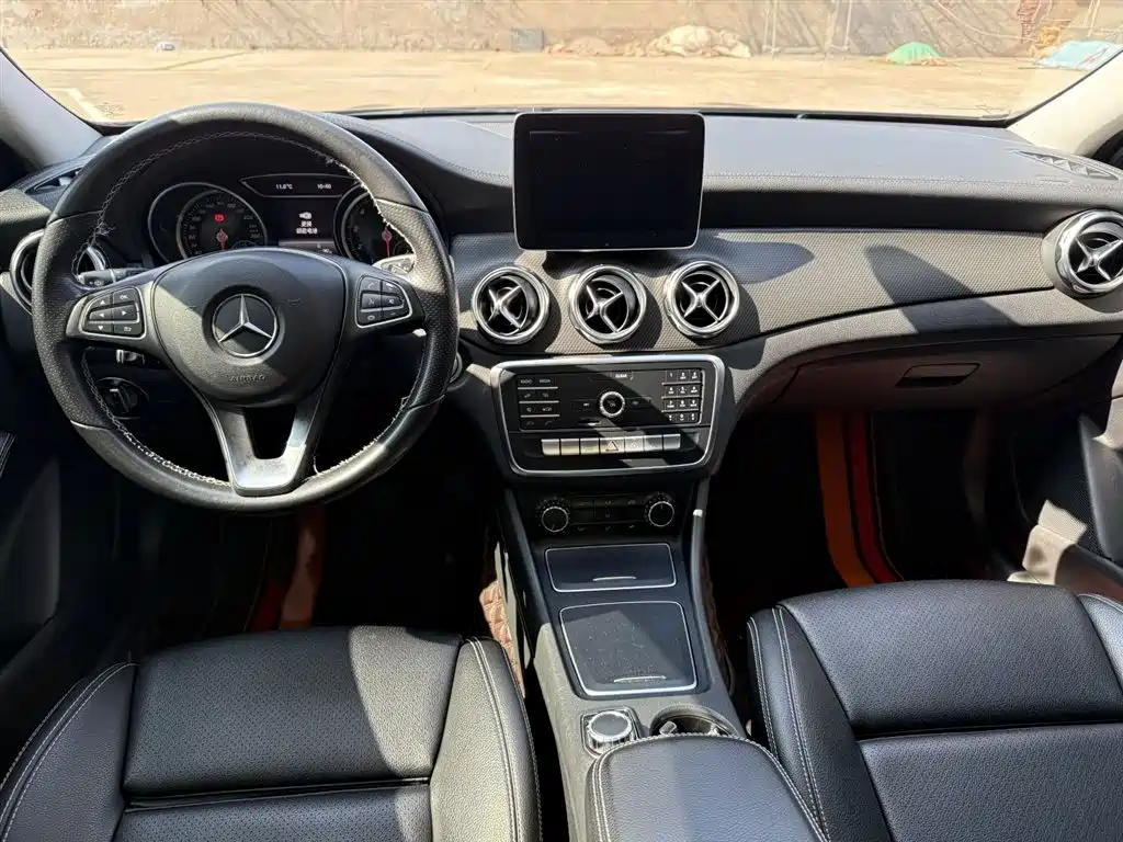Mercedes-Benz GLA 2018 — фото 22