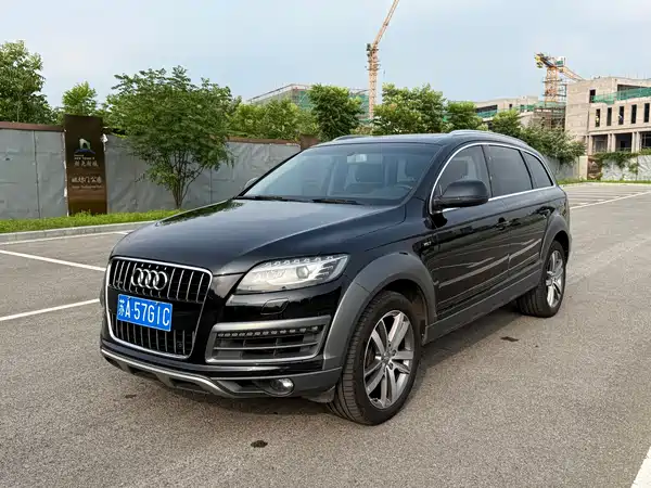 Audi Q7 2015