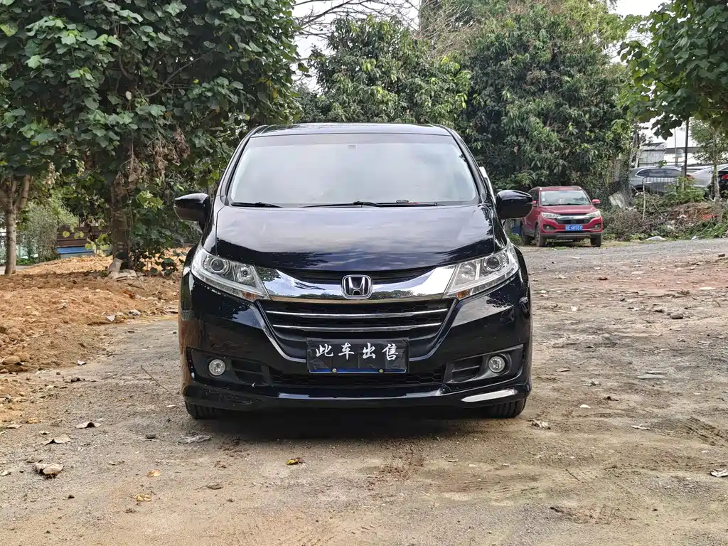 Honda Odyssey 2018 — фото 2