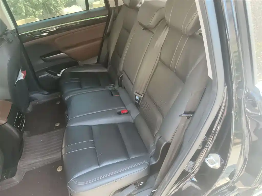 GAC Motor Trumpchi GS8 2018 — фото 15