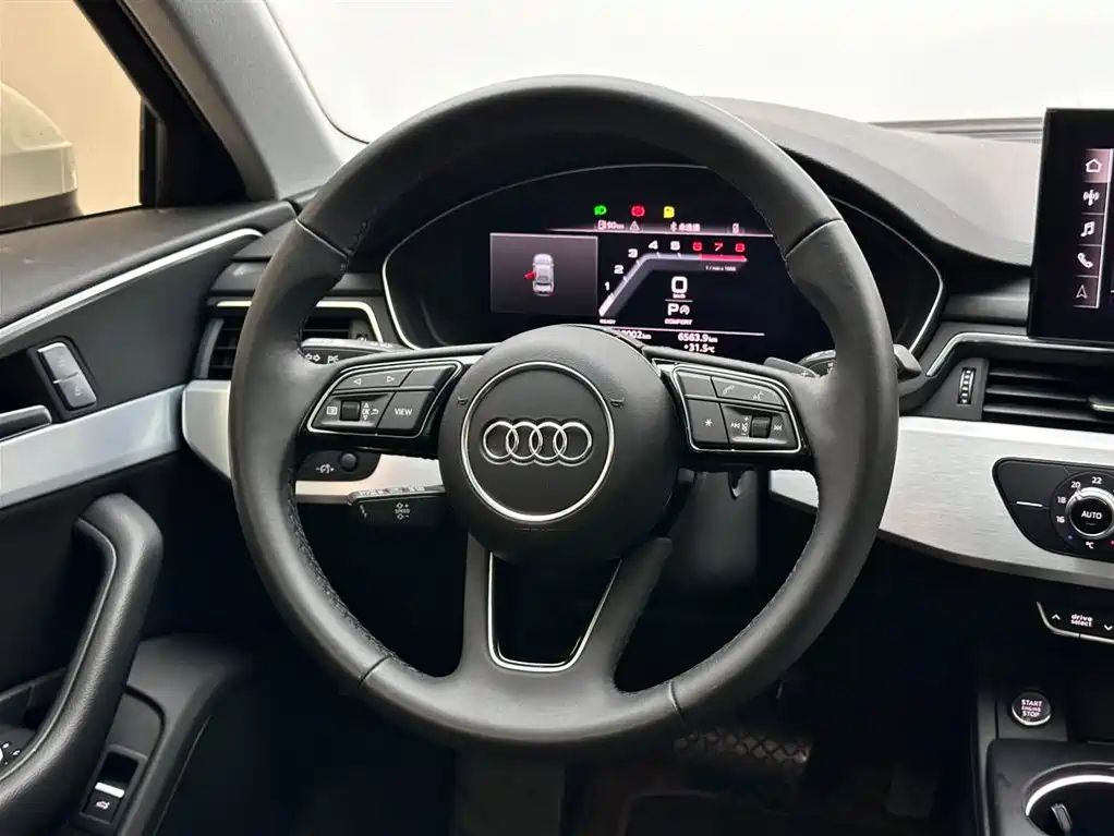 Audi A4L 2024 — фото 12