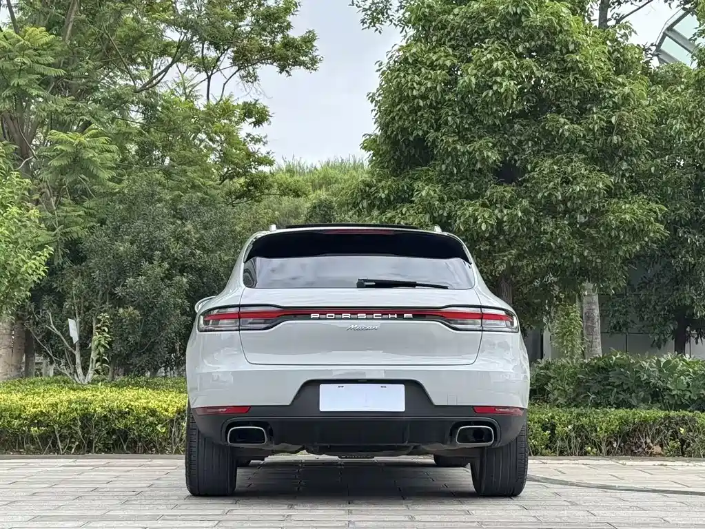 Porsche Macan 2019 — фото 8