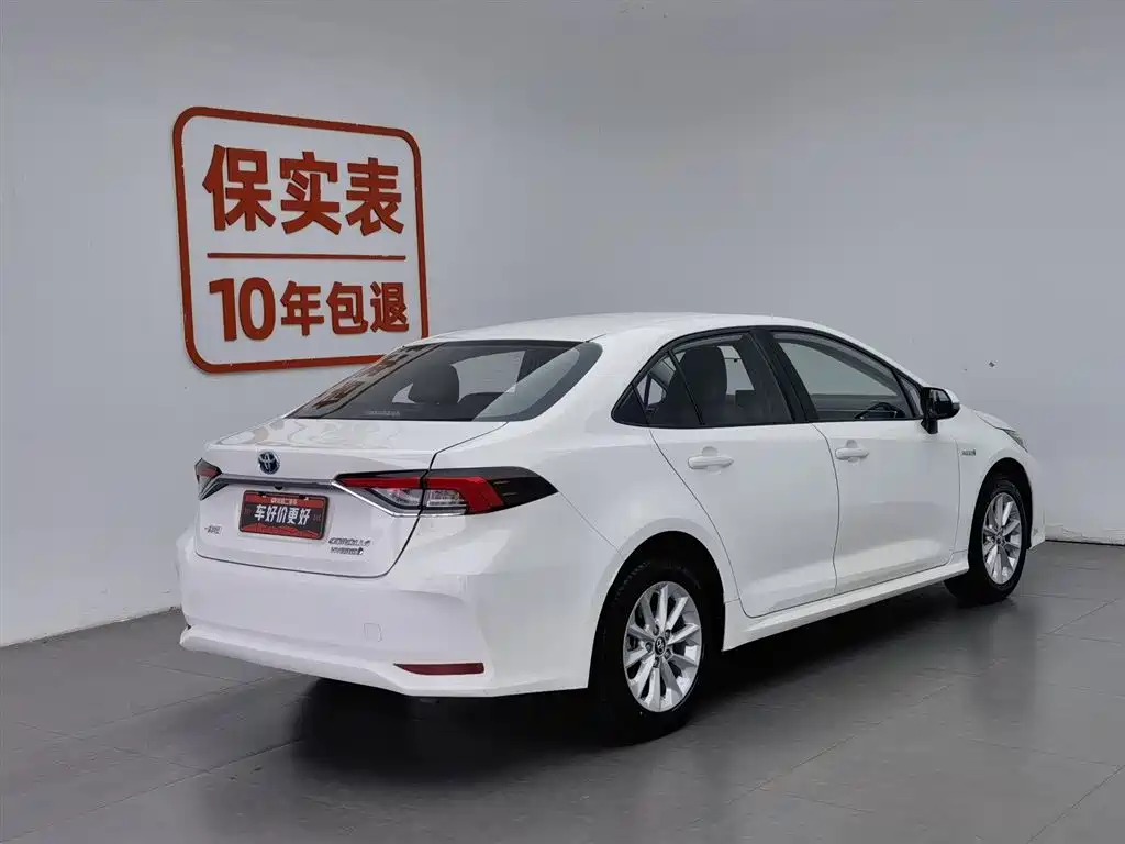 Toyota Corolla 2020 — фото 2