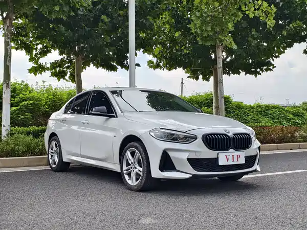 BMW 1 Series 2022