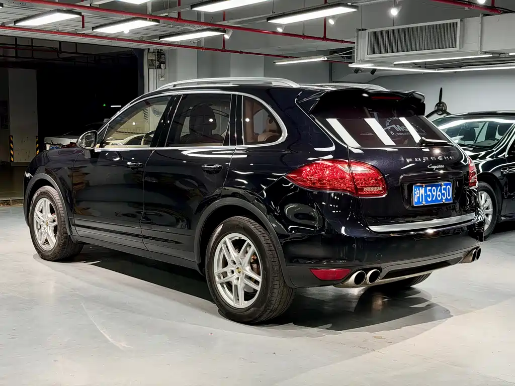 Porsche Cayenne 2012 — фото 5
