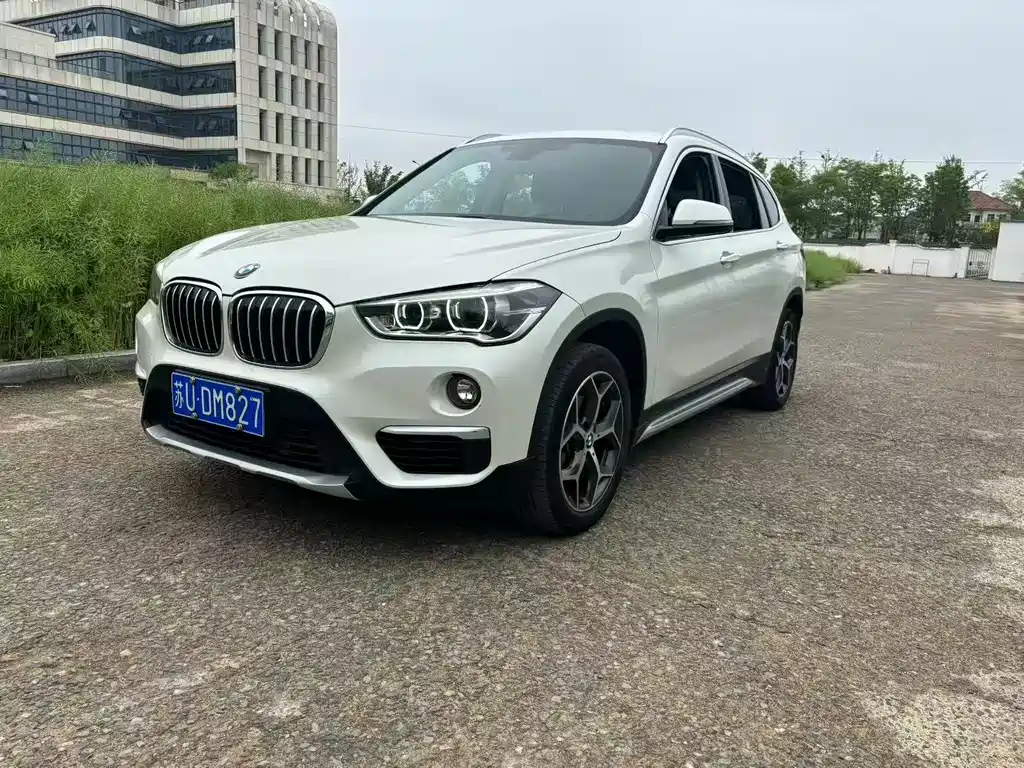 BMW X1 2019 — фото 1