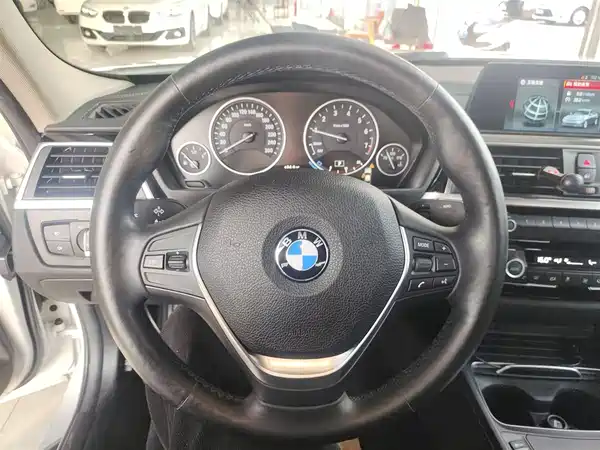 BMW 3 Series 2018