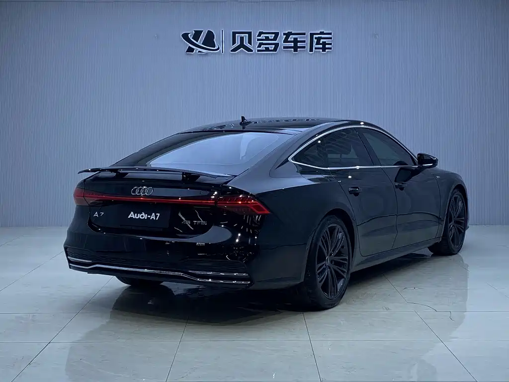 Audi A7 2023 — фото 15