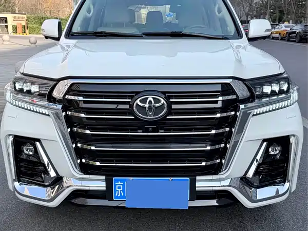 Toyota Land Cruiser 2016