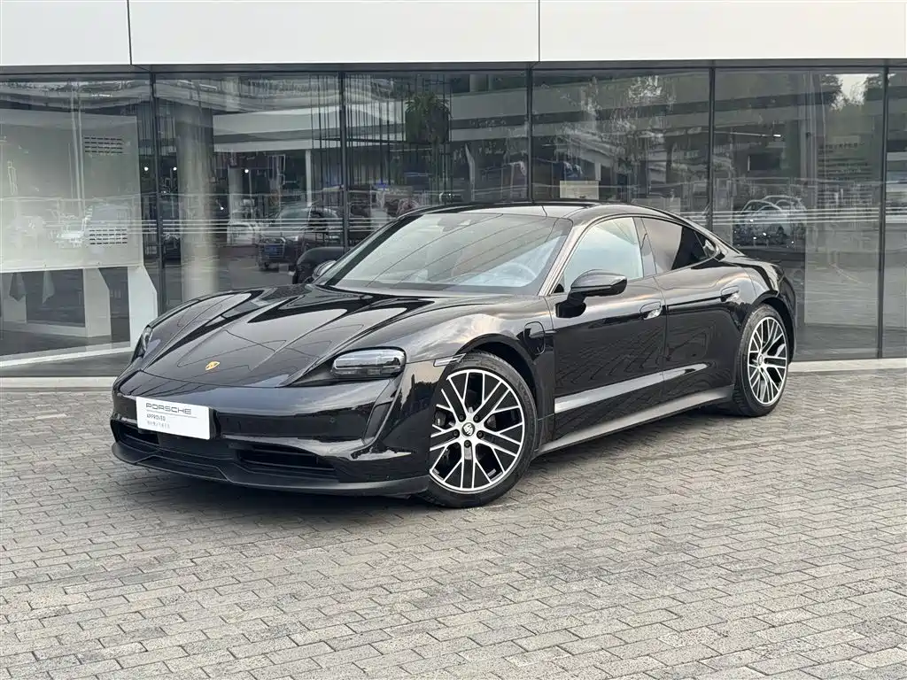 Porsche Taycan 2021