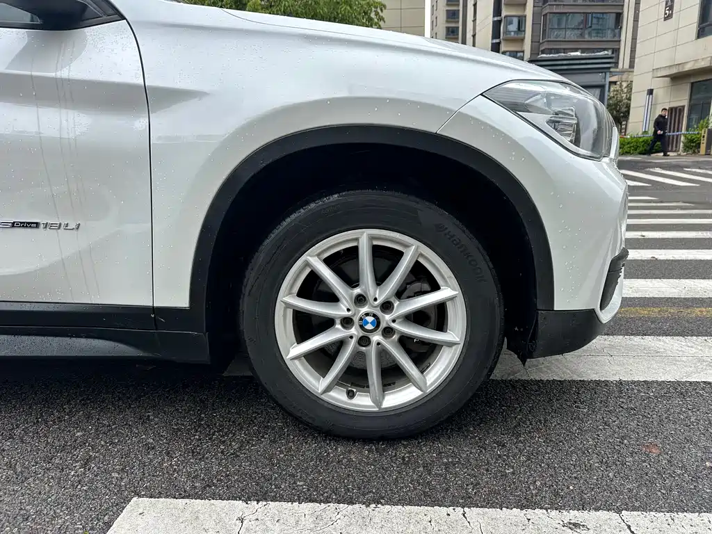 BMW X1 2017 — фото 19