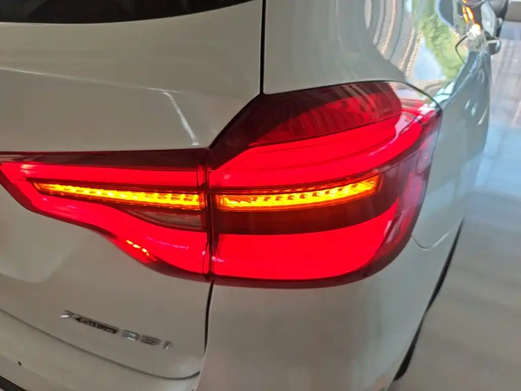 BMW X3 2020 — фото 8