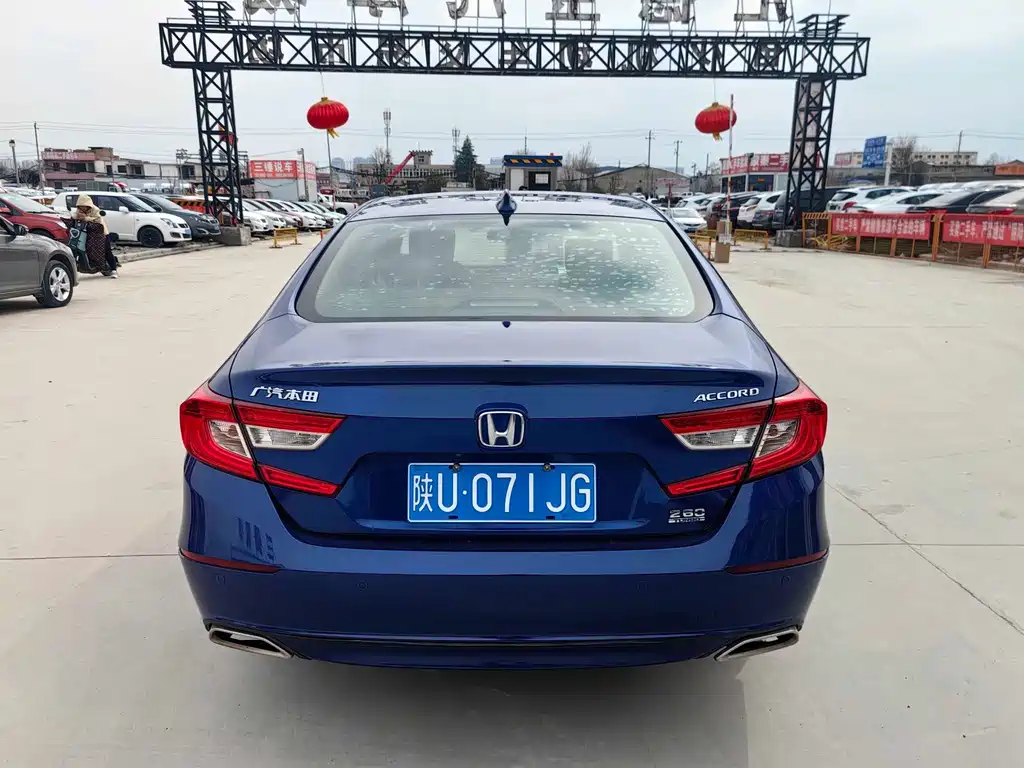 Honda Accord 2019 — фото 8