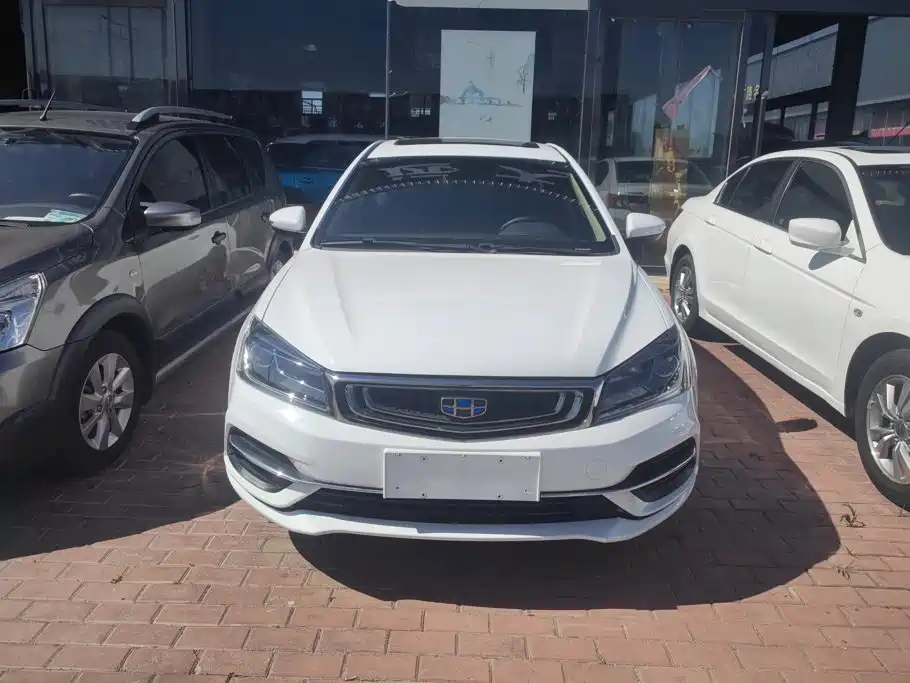 Geely Emgrand 2018