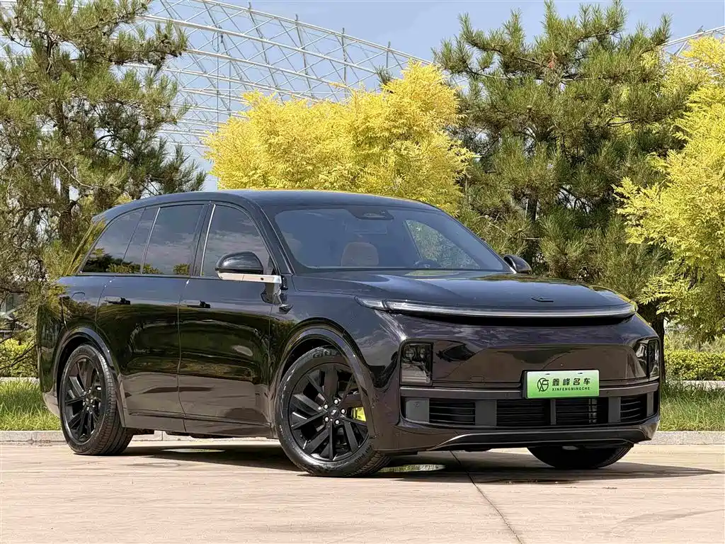 Li Auto Li L8 2024