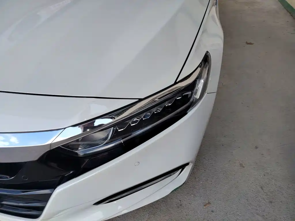 Honda Accord 2020 — фото 23