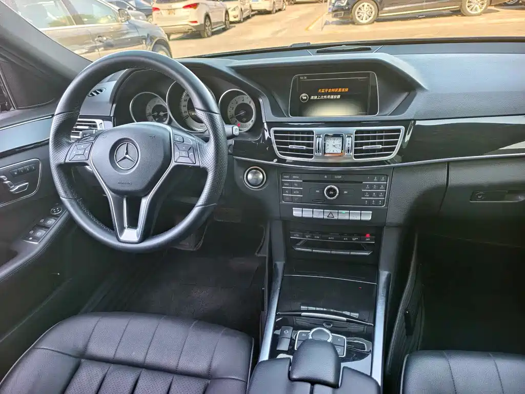 Mercedes-Benz E-Class 2016 — фото 14