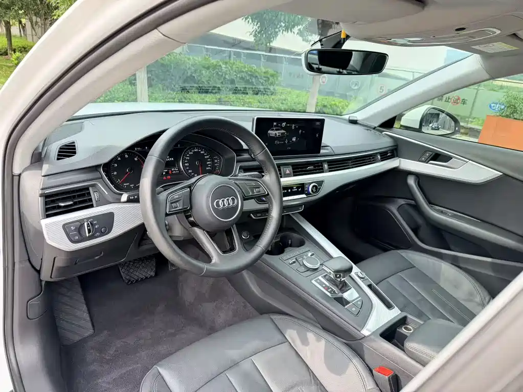 Audi A4L 2017 — фото 9