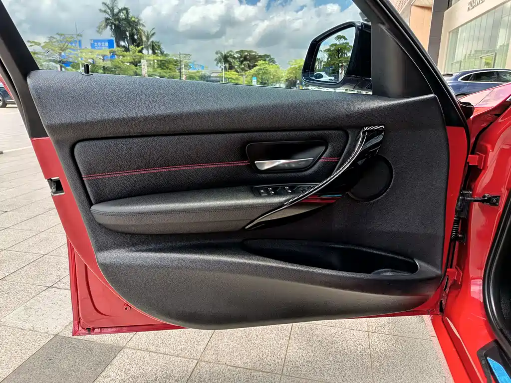 BMW 3 Series 2014 — фото 12