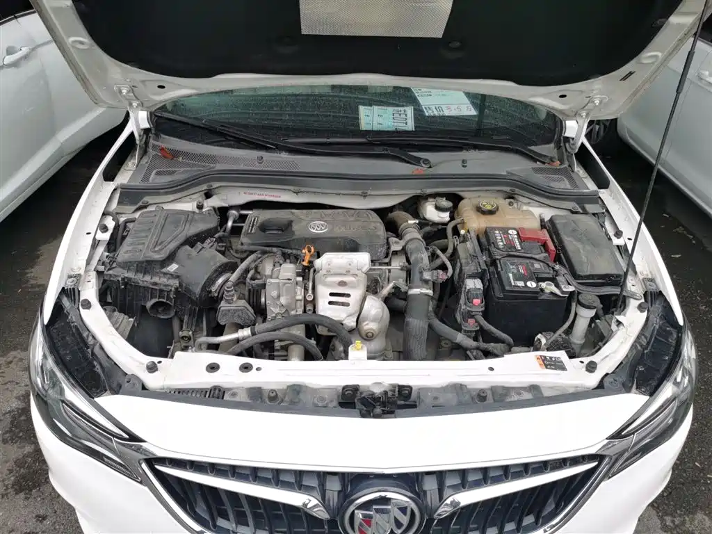Buick Excelle 2019 — фото 10