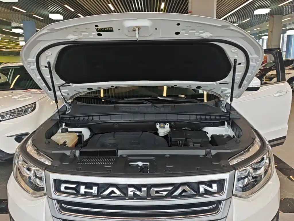Changan CS95 2018 — фото 20