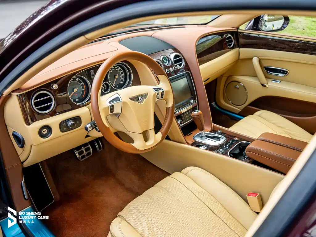 Bentley Flying Spur 2016 — фото 32