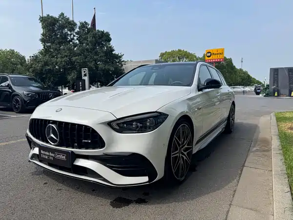 Mercedes-Benz C-Class AMG 2025