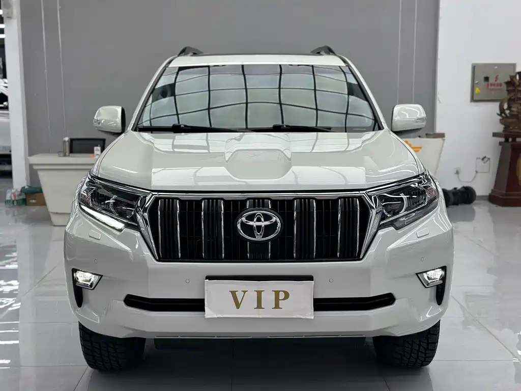 Toyota Prado 2019 — фото 2