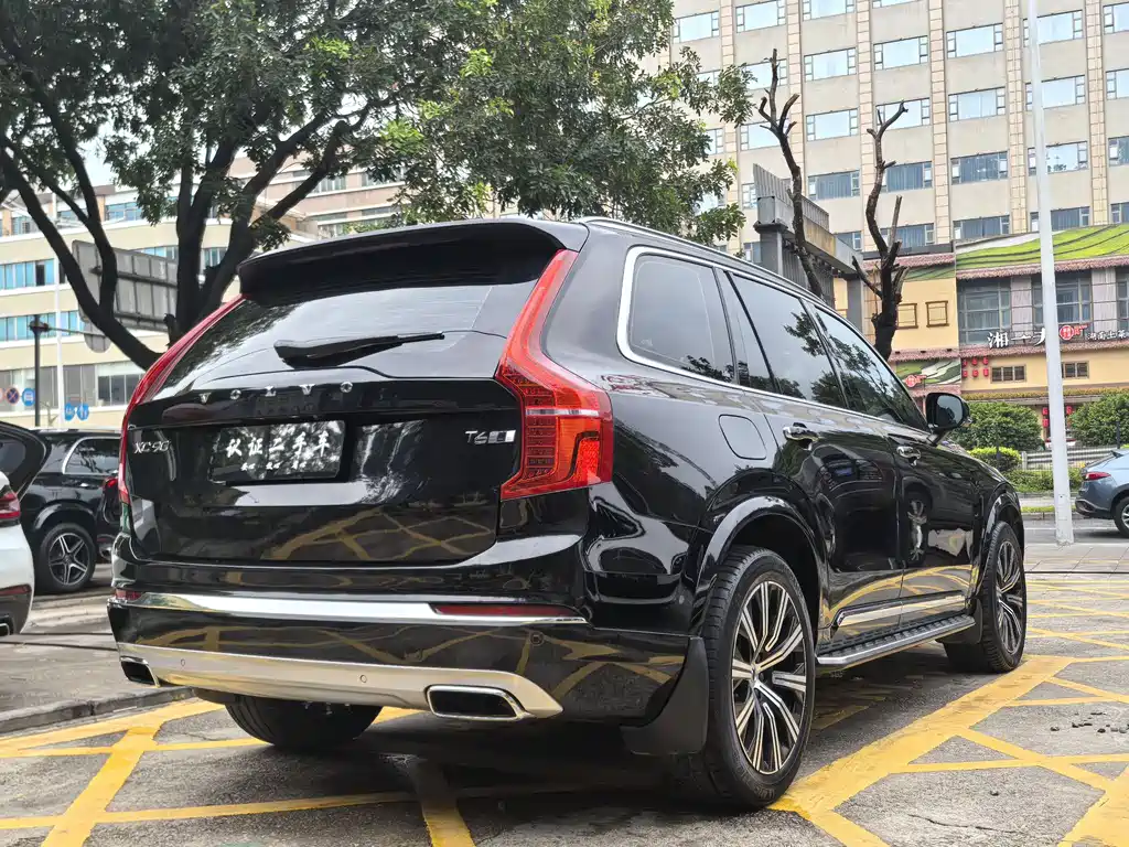 Volvo XC90 2021 — фото 4