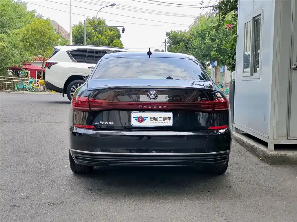 Volkswagen Passat 2023